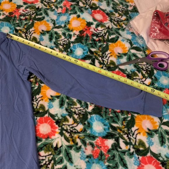 Vintage Abercrombie & Fitch Logo Tee - Picture 12 of 12